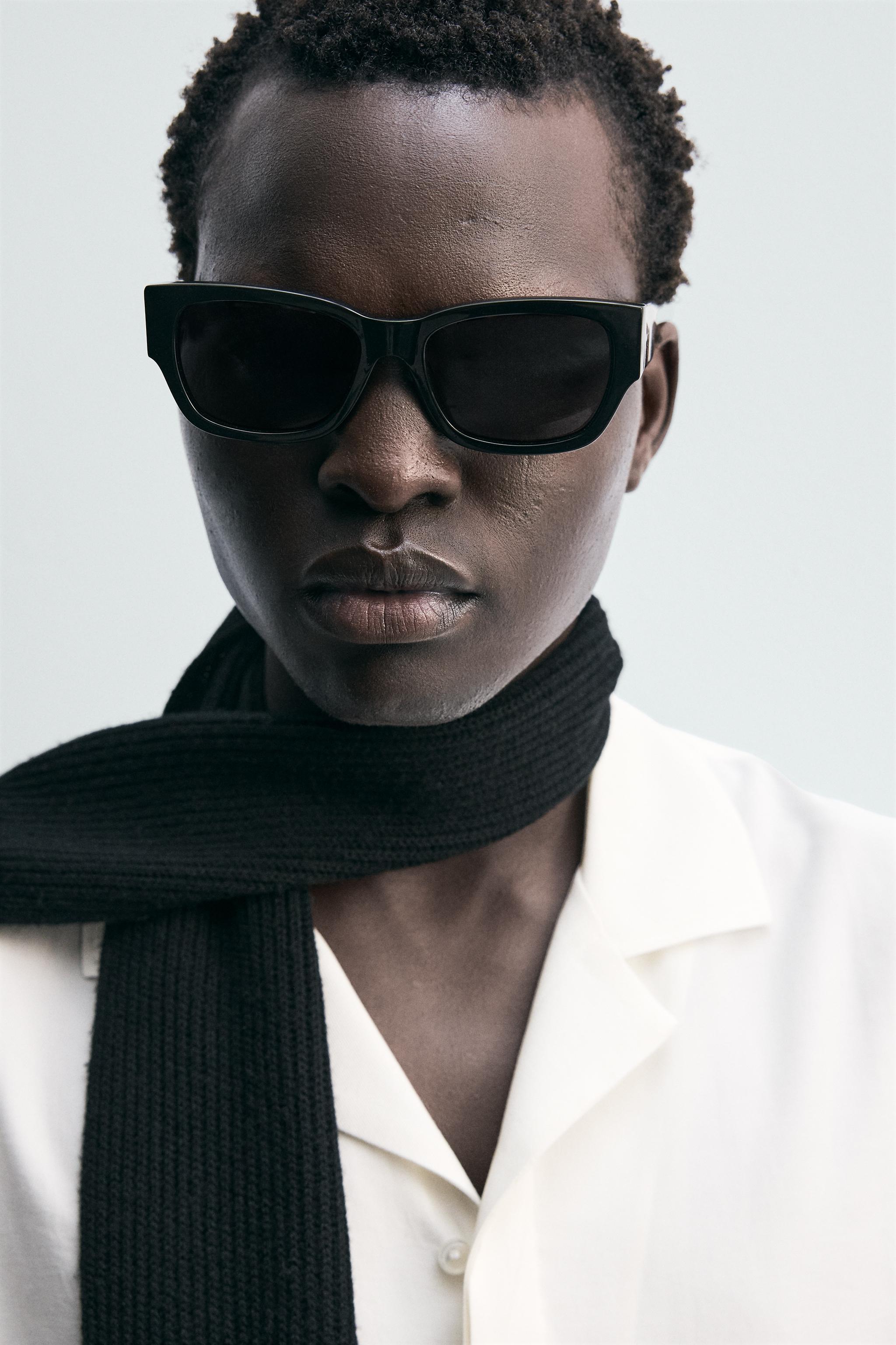 RELAXED FIT FLOWY SHIRT